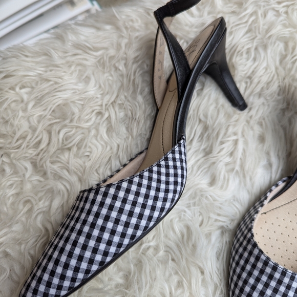 NWOT Women's Life Stride Gingham Black & White Slingbacks Size 9 - Picture 2 of 5